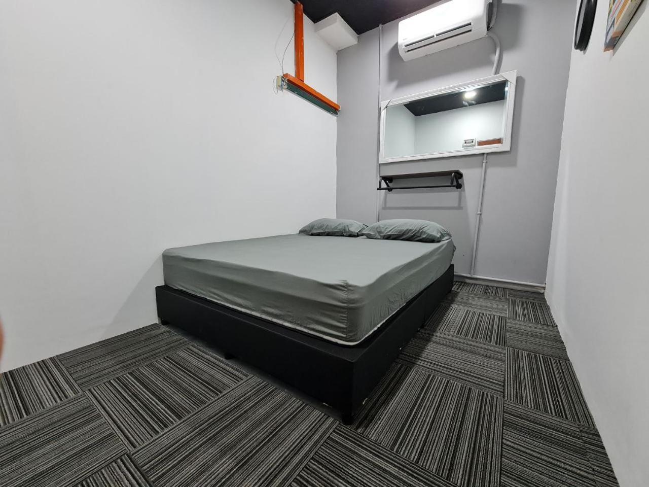 Ayden Hostel Airport Transit - Klia Sepang Exterior photo